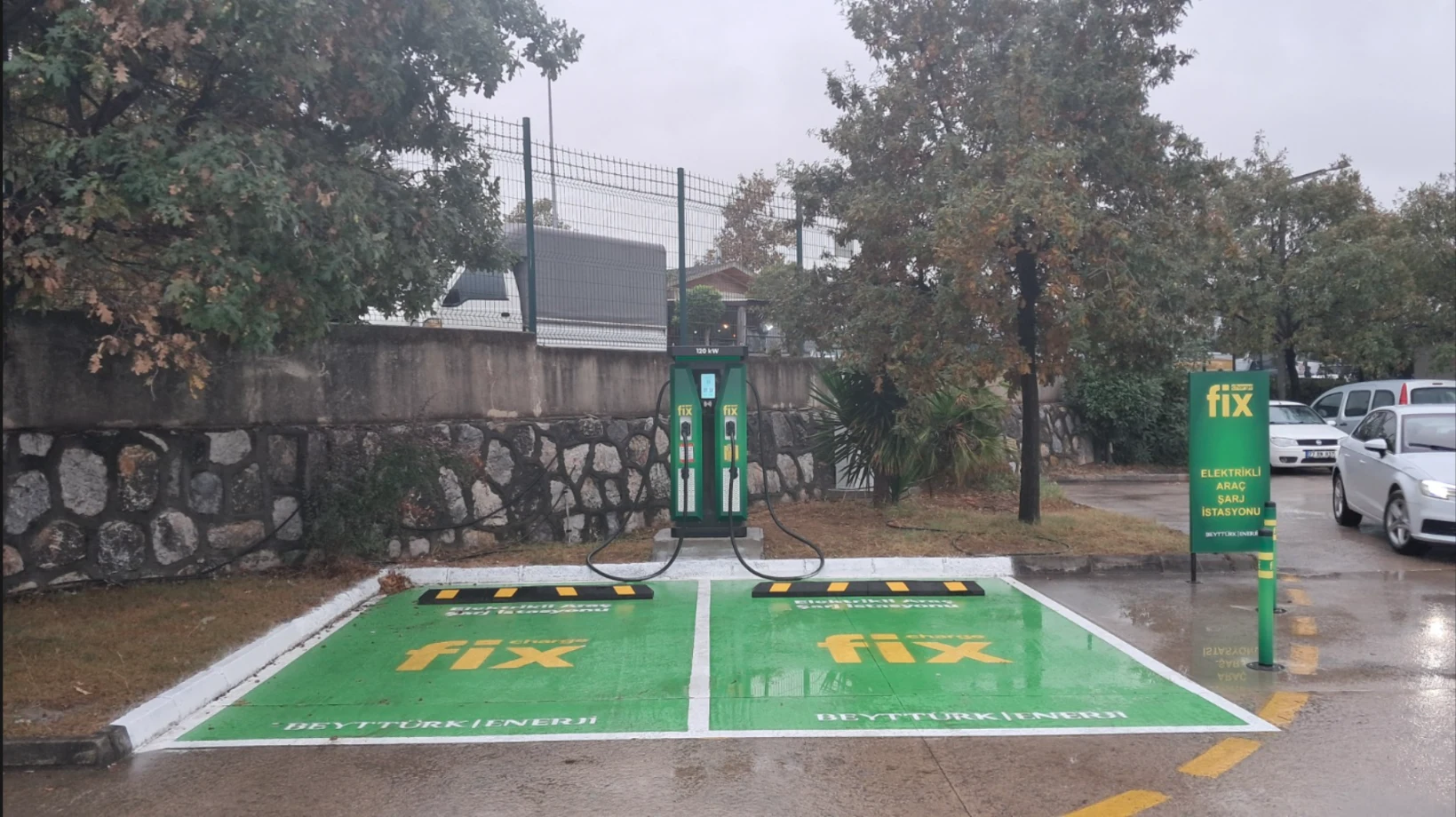 Beytürk Enerji / Fix: 120 kW DC Şarj İstasyonu